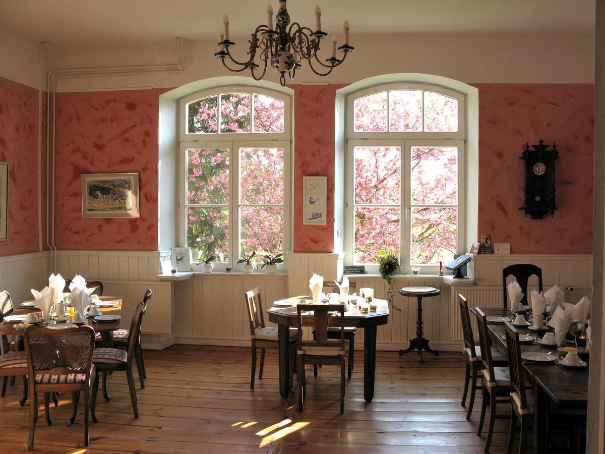 Gutshaus Zietlitz Hotel Dobbin-Linstow Luaran gambar